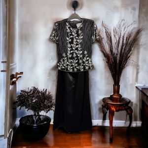 Adrianna Papell Occasions Size 6 Gown